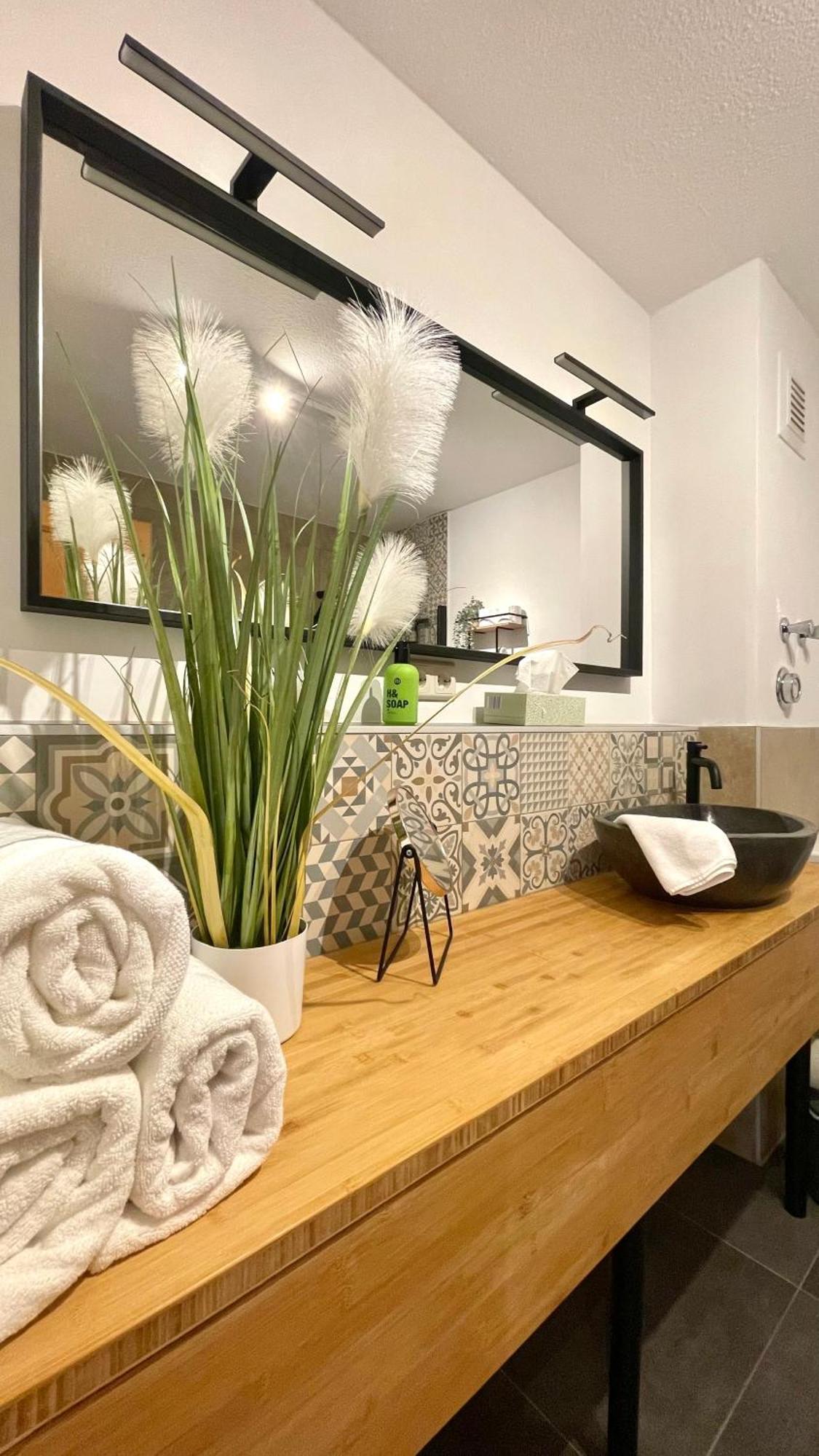 באמברג Lofty Luna, Dein Feinzeit Apartment מראה חיצוני תמונה